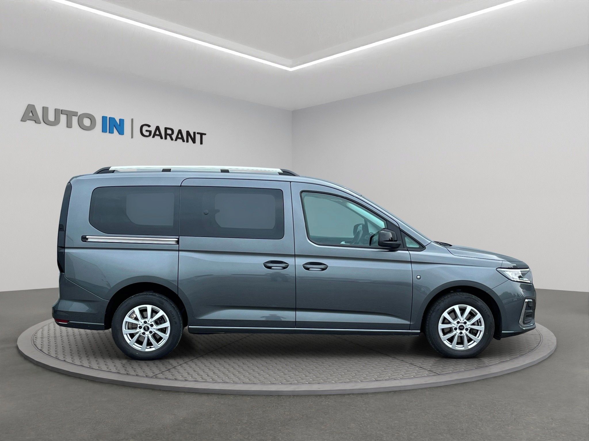 Ford Tourneo Connect, 2,0 90kw, ČR, 1. maj, záruka - fotka 4
