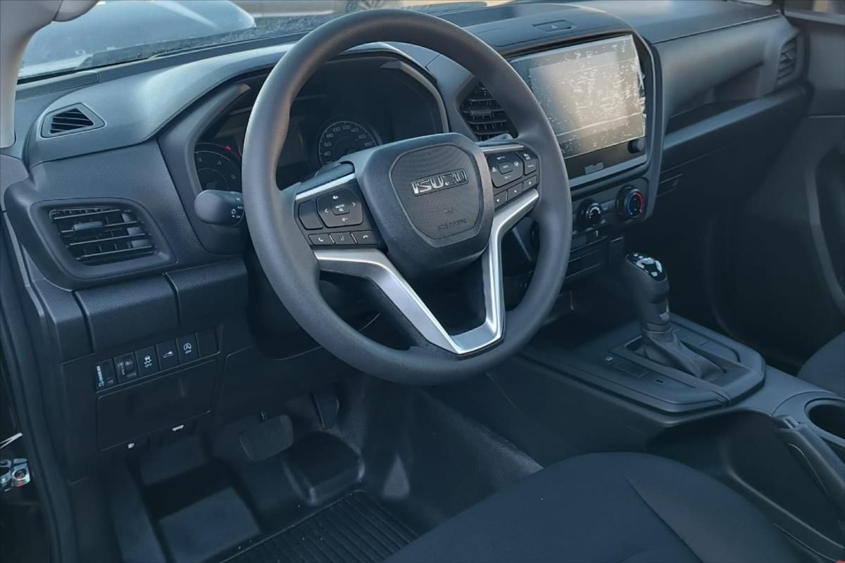 Isuzu D-Max, 1,9 D 4x4 AT6 3,5  Single Cab - fotka 4