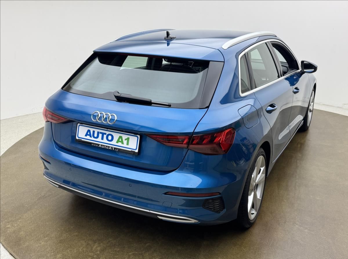 Audi A3, 1,5 110kW HUD ZÁRUKA LED ACC - fotka 4