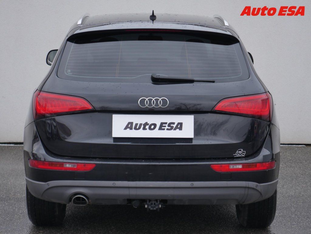 Audi Q5, 2.0TDi Quattro,ČR,AT - fotka 5