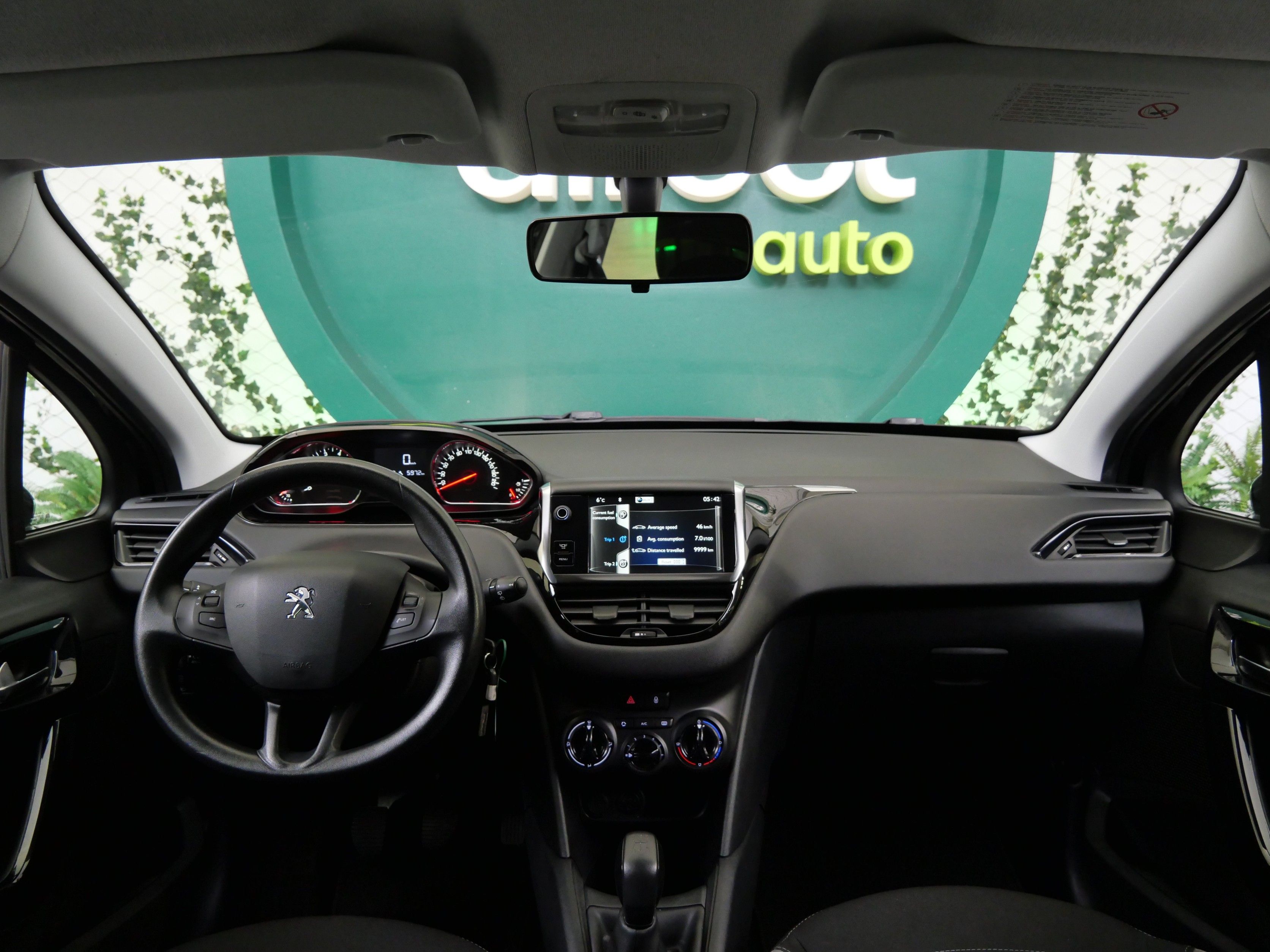Peugeot 208, 1.2 VTi 60 kW Active - fotka 5