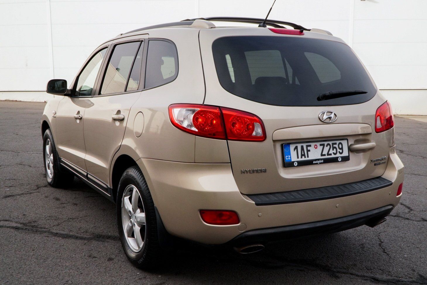 Hyundai Santa Fe, 2.2 CRDI 4X4 7 MÍST PREMIUM - fotka 6