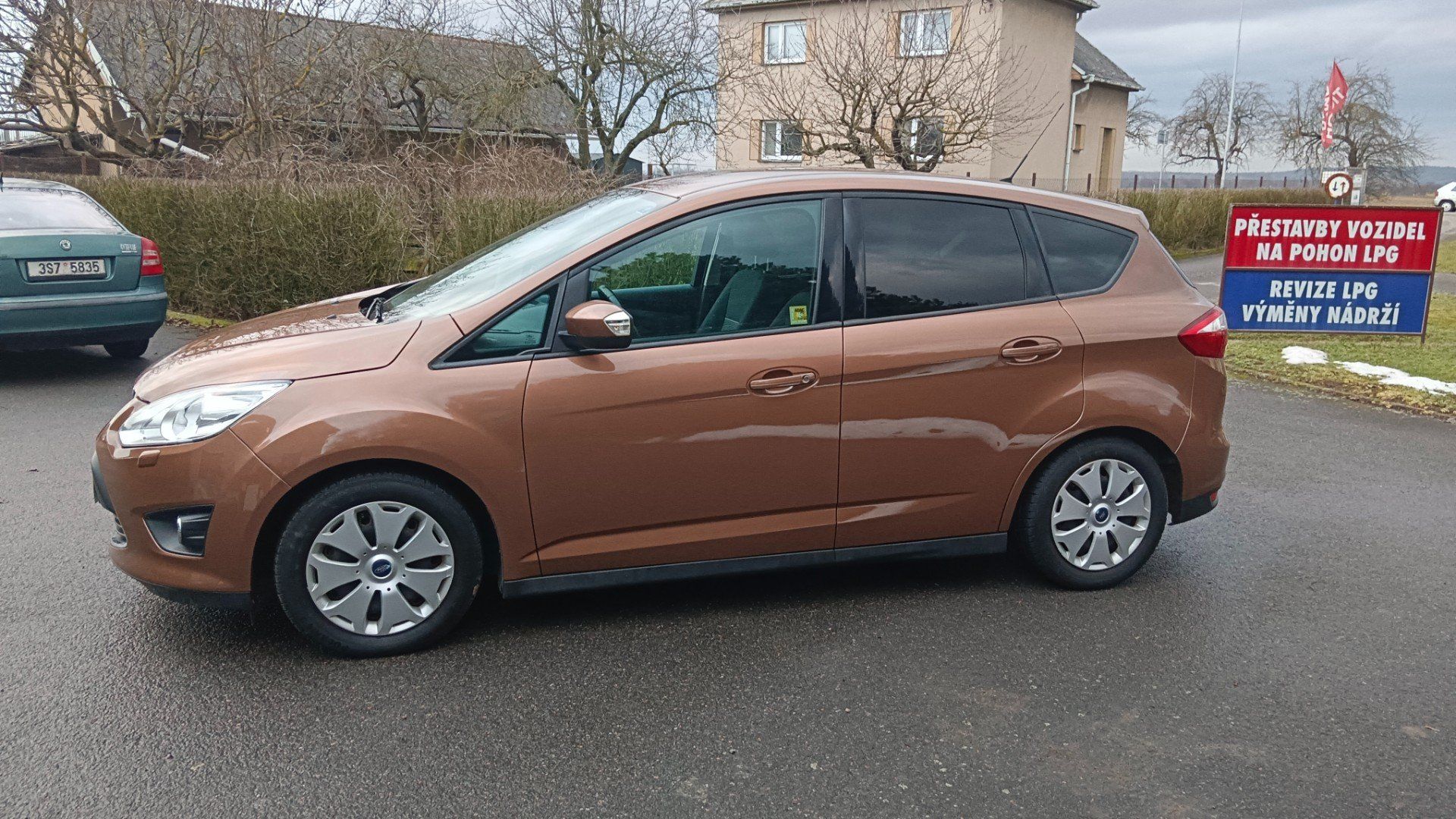Ford C-MAX, 2.0 TDCI 103 KW AUTOMAT - fotka 4
