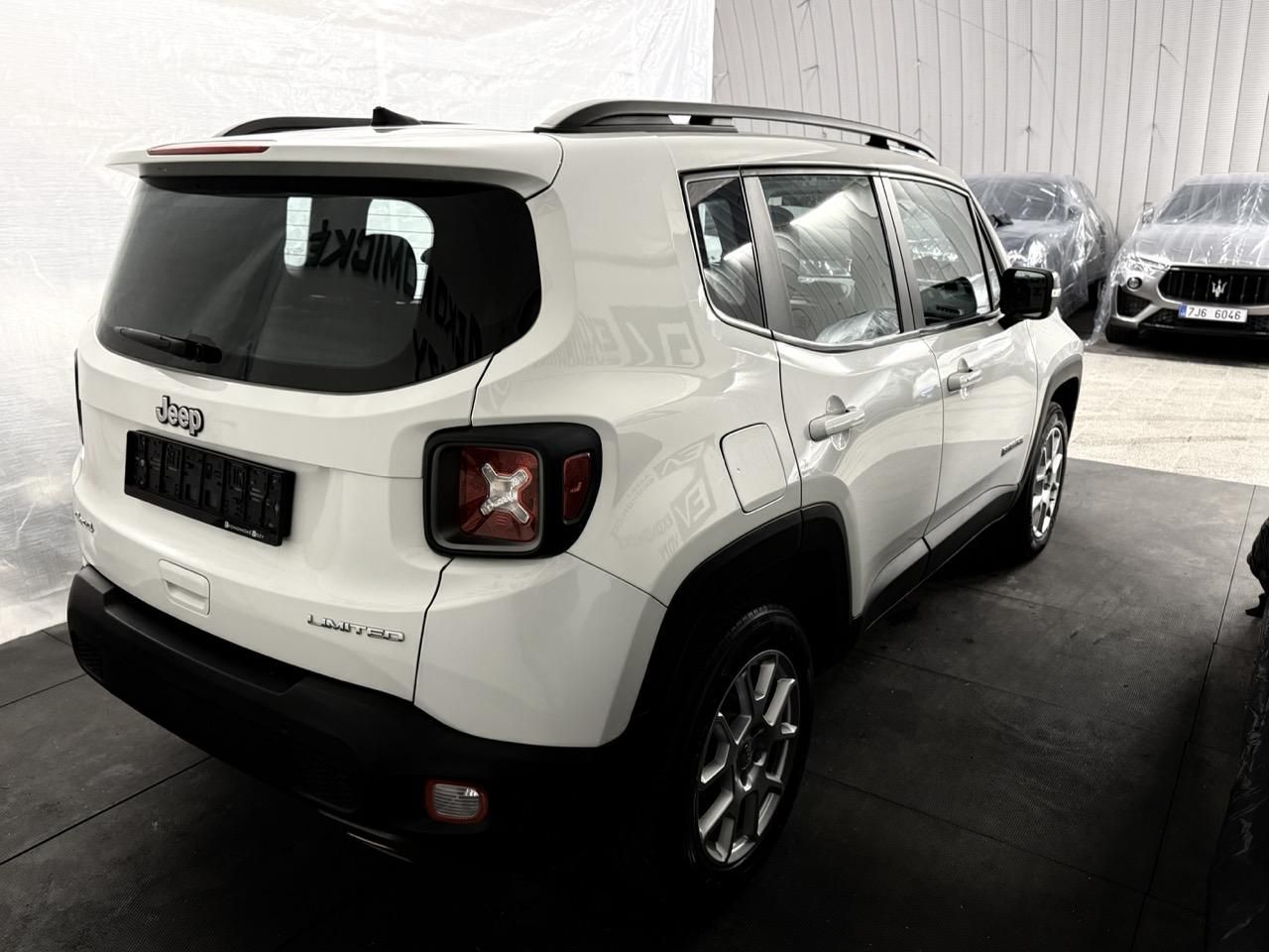 Jeep Renegade, 1.3i,T4,180CV,4WD,ZÁRUKA - fotka 3