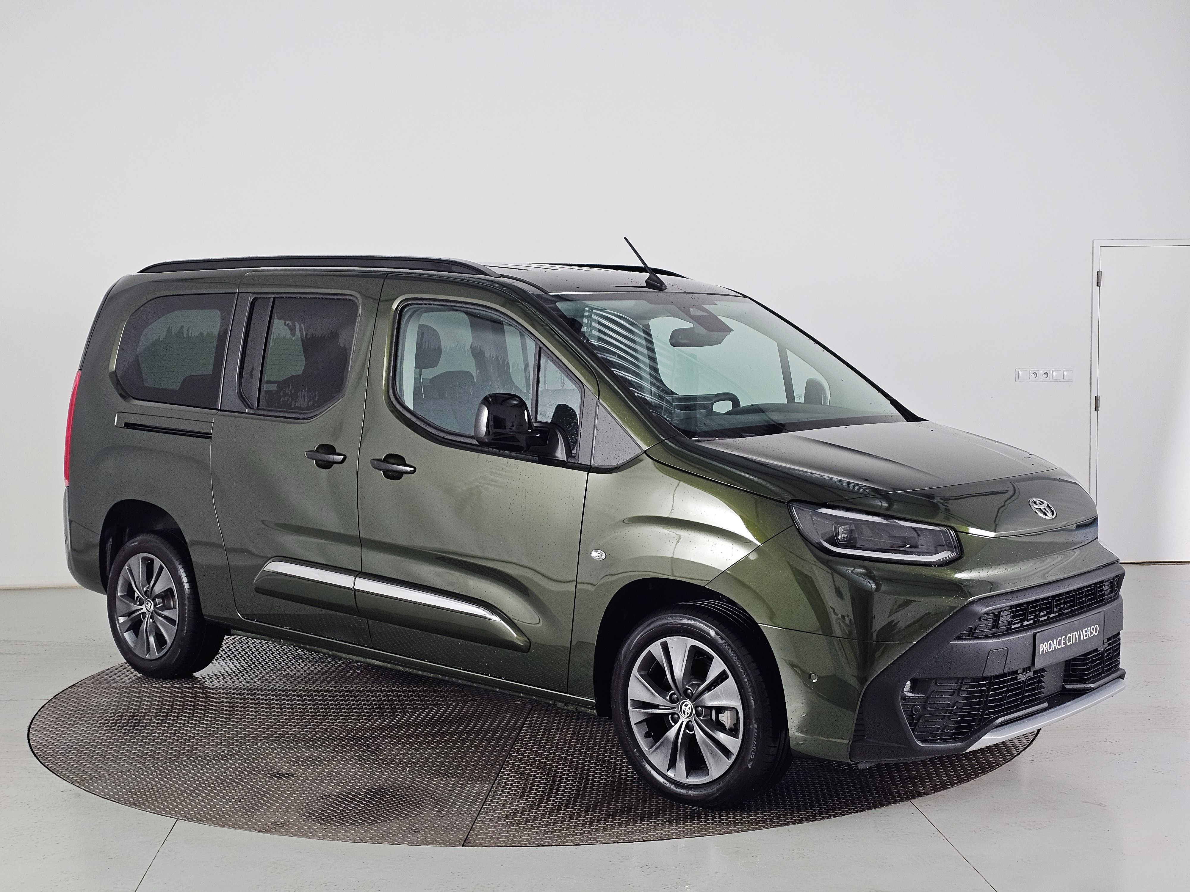 Toyota Proace City Verso, 1.5D 130k VIP 7S Long - fotka 2
