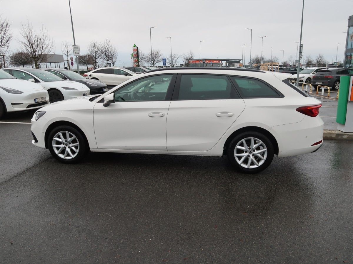 Seat Leon, 1,0 eTSi DSG 81kW ČR 1.maj DPH - fotka 3