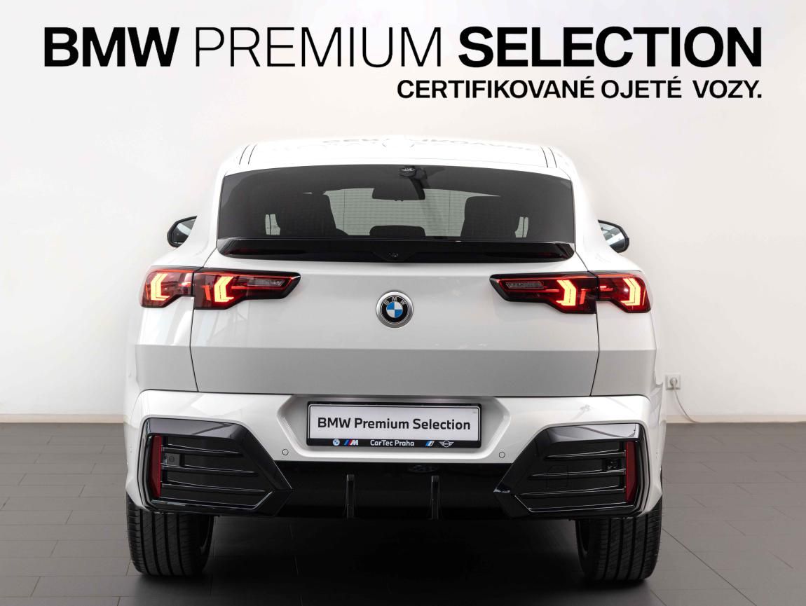 BMW X2, sDrive20i - fotka 4