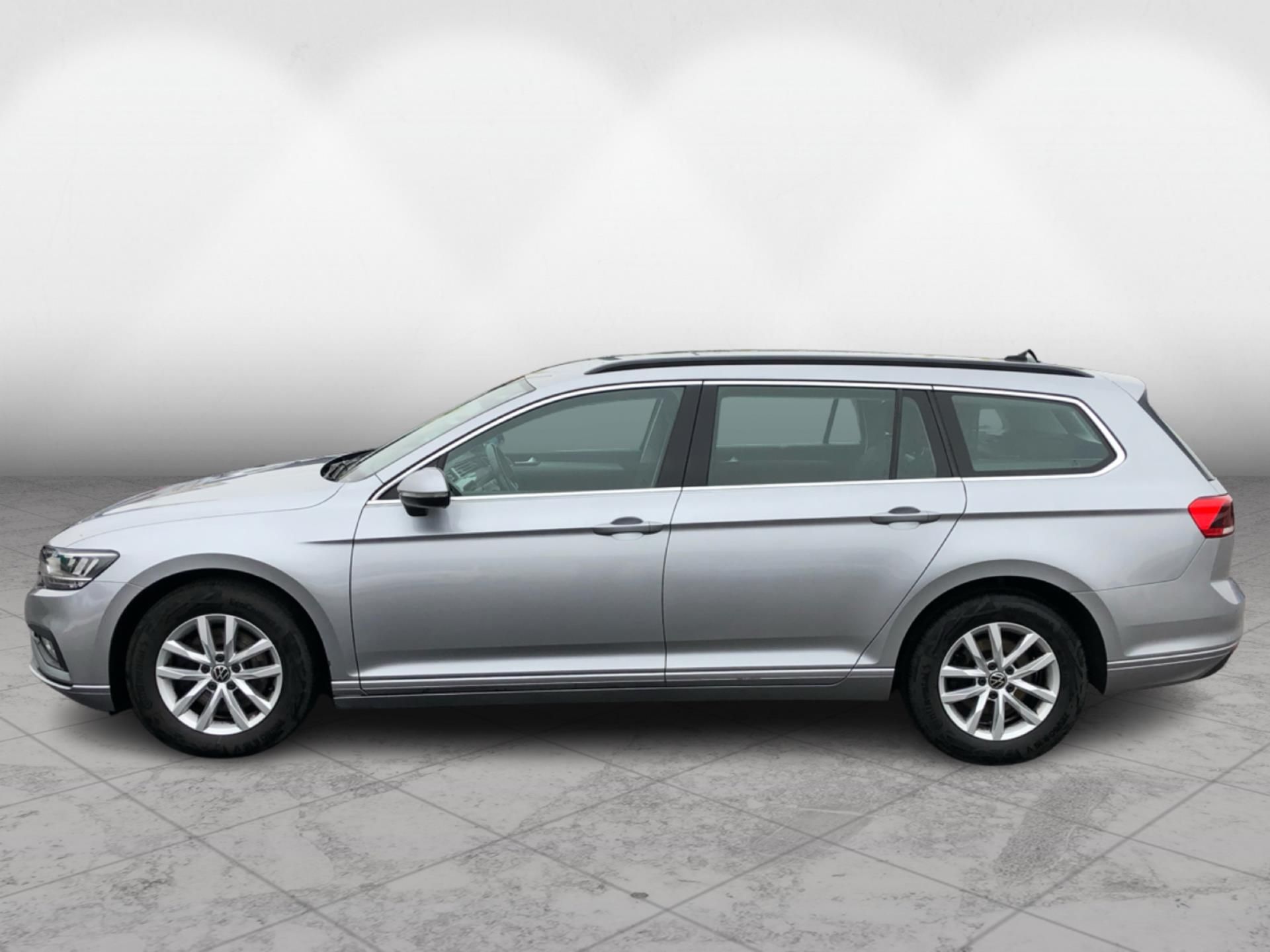 Volkswagen Passat, 2.0 TDi DSG 7st. BUSINESS - fotka 3