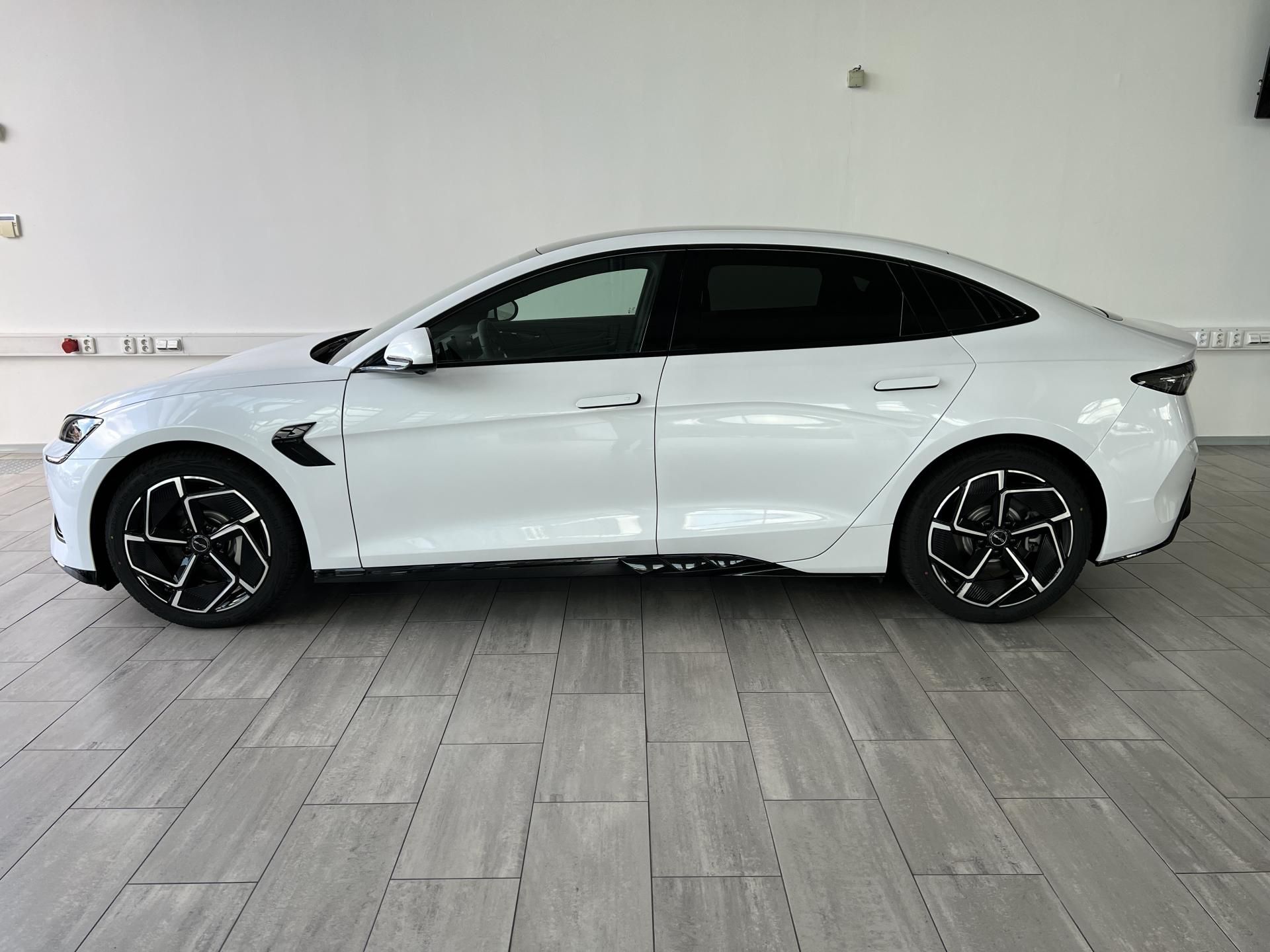 BYD Seal, Excellence AWD - fotka 5