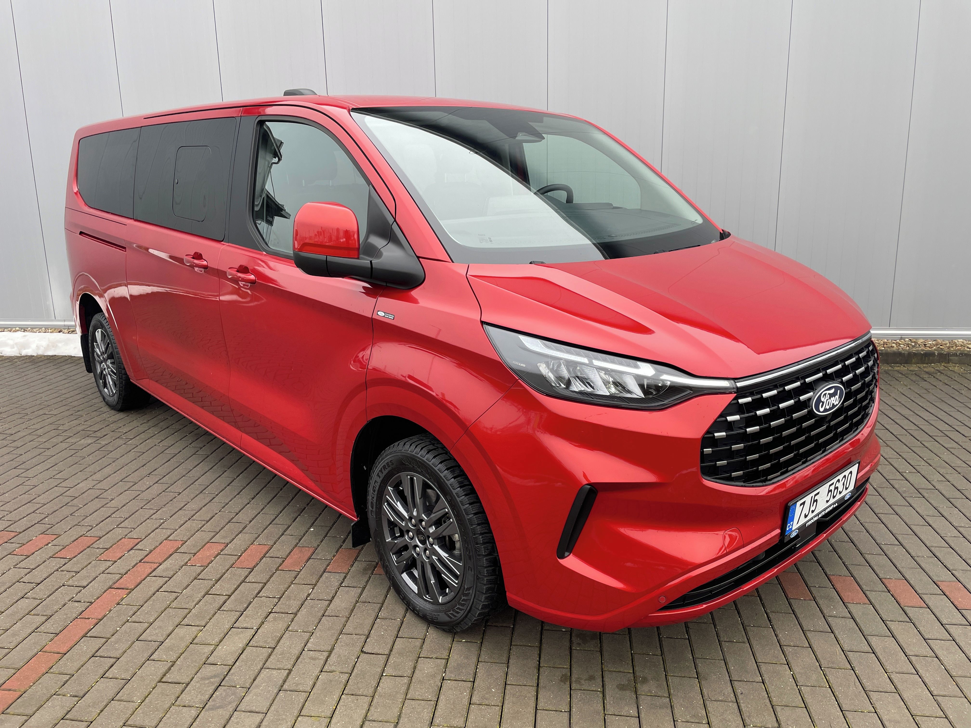 Ford Tourneo Custom, 2.0 EcoBlue 125 kW AWD L2 TIT