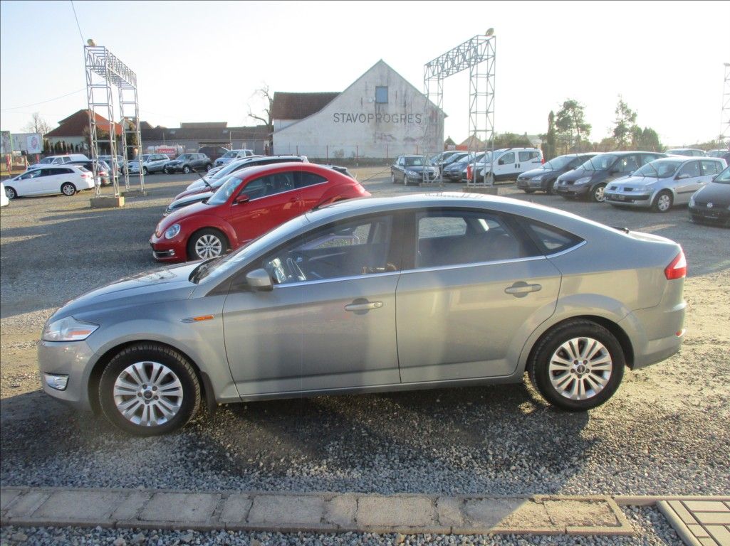 Ford Mondeo, 2,0 TDCi,Titanium,servis,klima - fotka 4