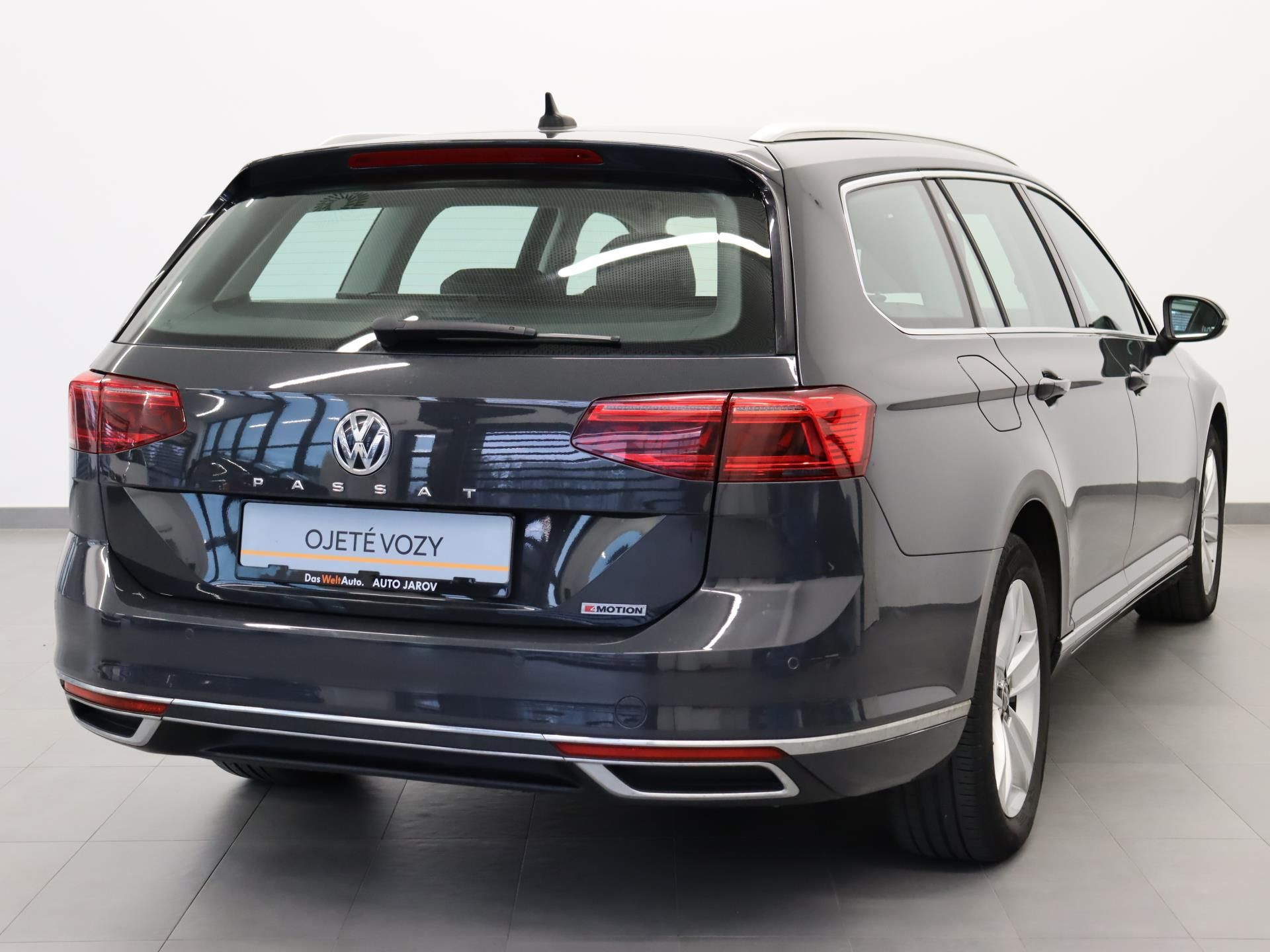 Volkswagen Passat Variant, Elegance 2,0 TDI 140kW 4M - fotka 2