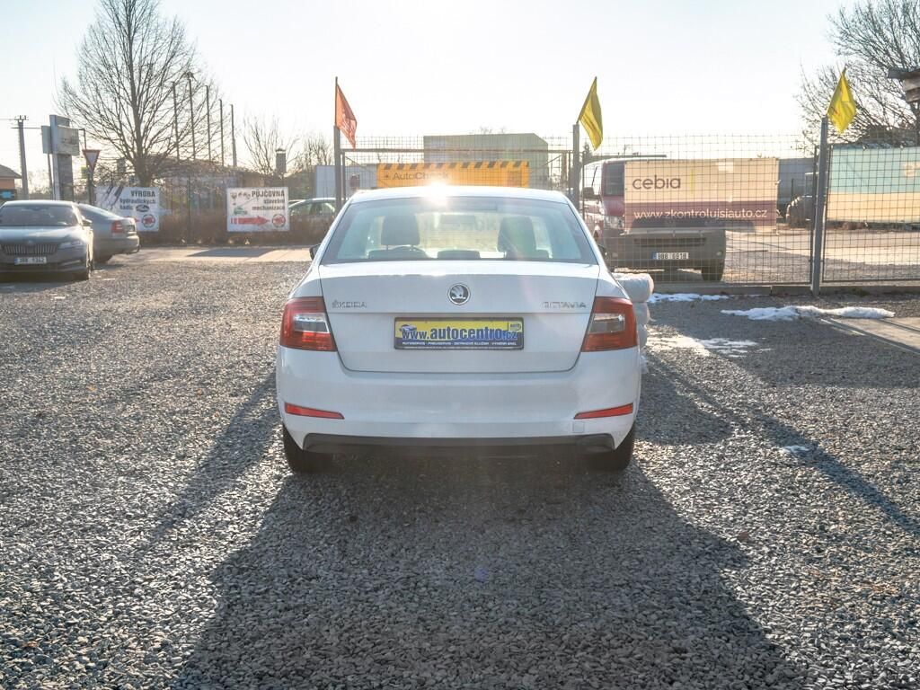 Škoda Octavia, ČR 1.2TSI – 2x PNEU - fotka 6