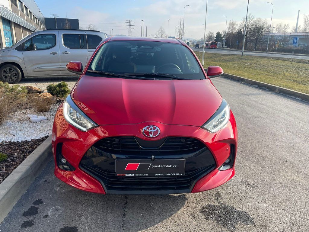 Toyota Yaris, 1.5 Hybrid 116HP Style - fotka 2