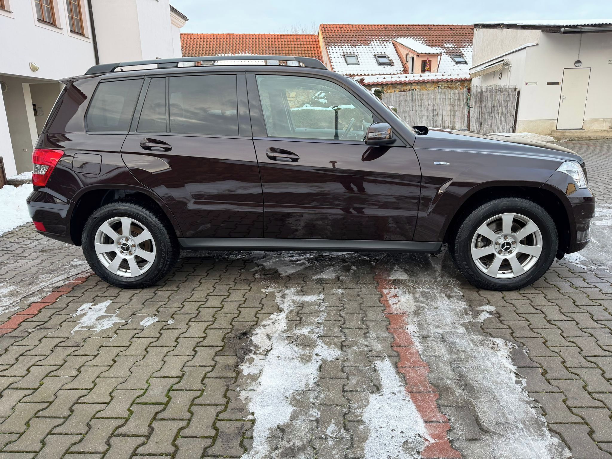 Mercedes-Benz GLK, 220CDI 4Matic 125kW AUTOMAT - fotka 4