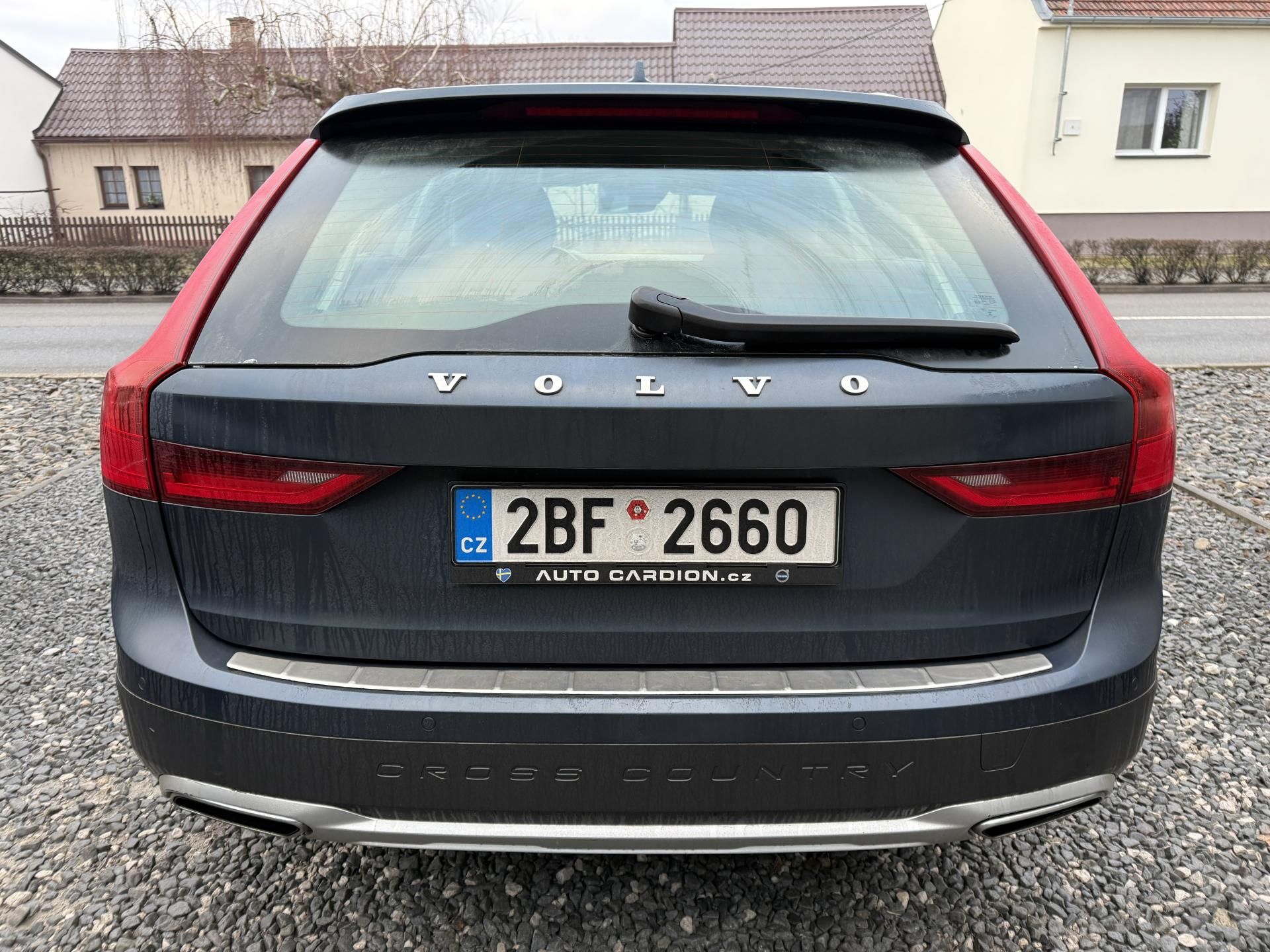 Volvo V90, 2.0 D4 CROSS COUNTRY POLESTAR - fotka 4