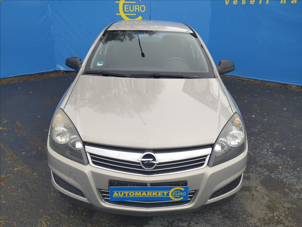 Opel Astra, 1,4 66KW - fotka 2