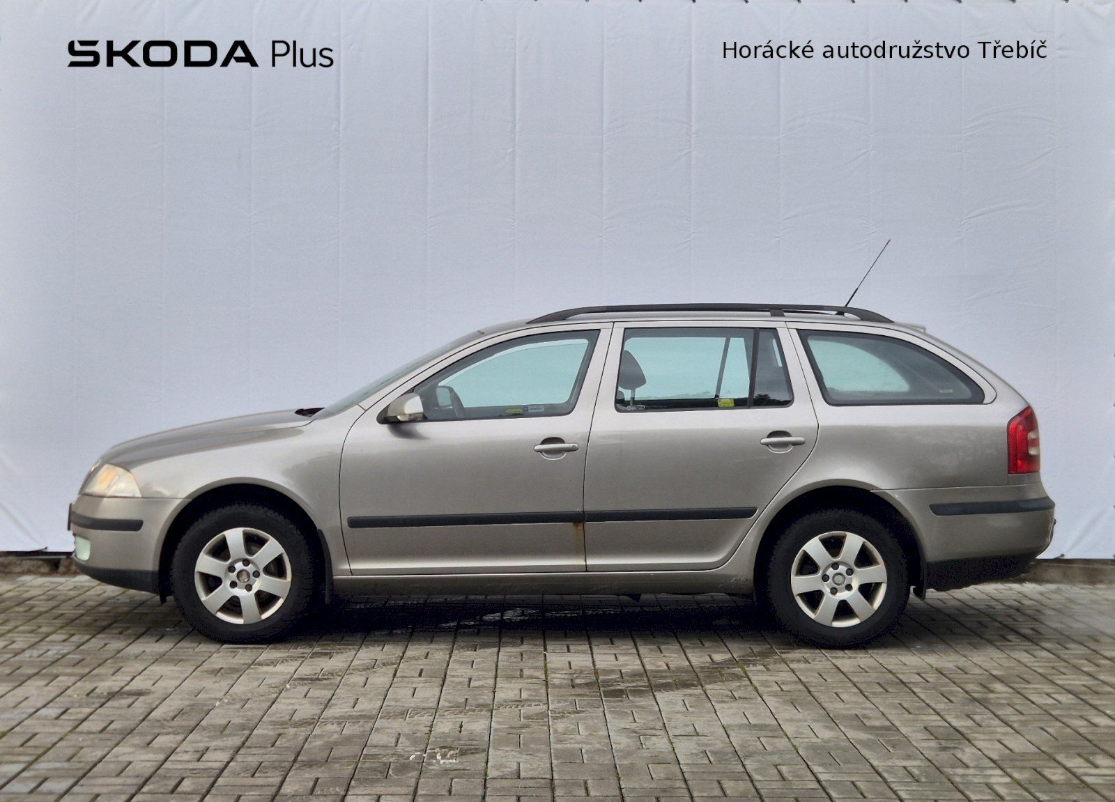 Škoda Octavia, 1.9TDI 77kW Elegance - fotka 3