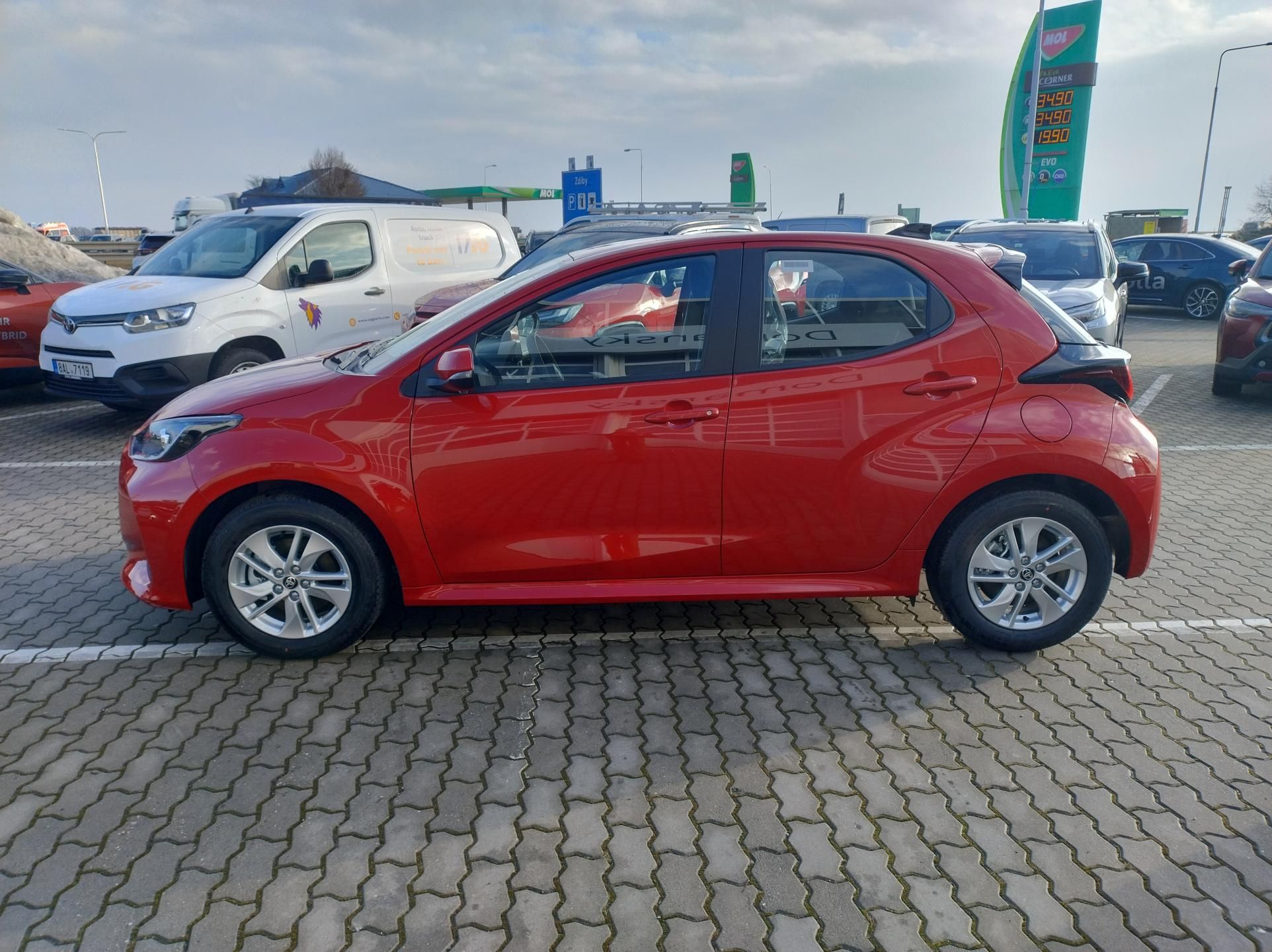 Toyota Yaris, 1.5 FHEV Limited Edition - fotka 3