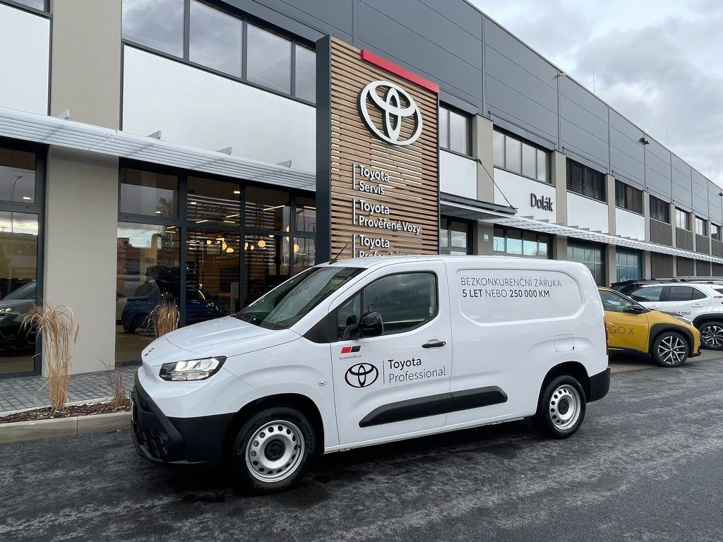 Toyota Proace City, 1.5 D 100HP M/T Active 3S Extr