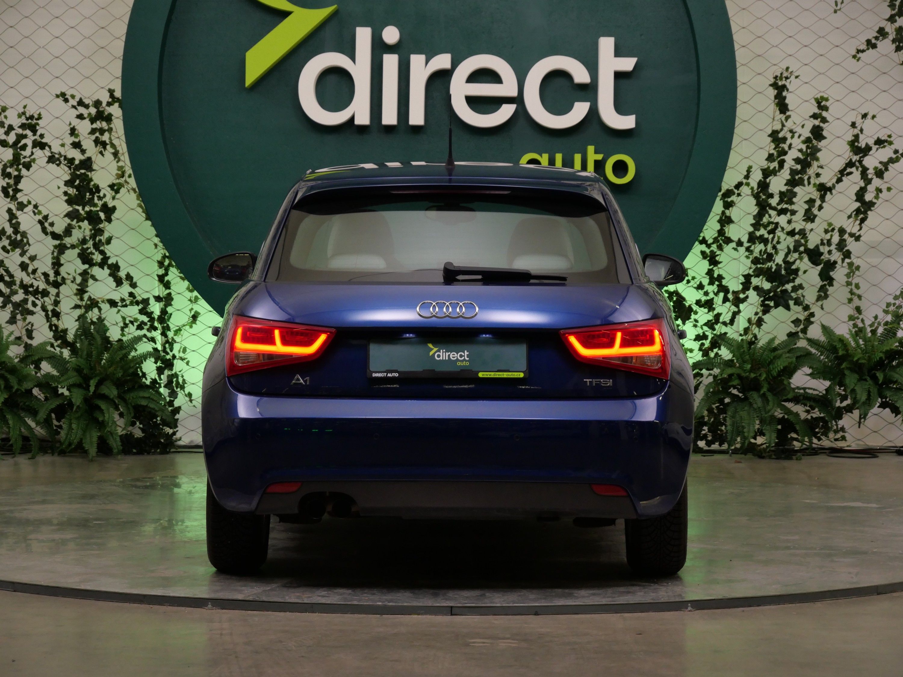 Audi A1, 1.4 TFSI 90 kW Attraction - fotka 6