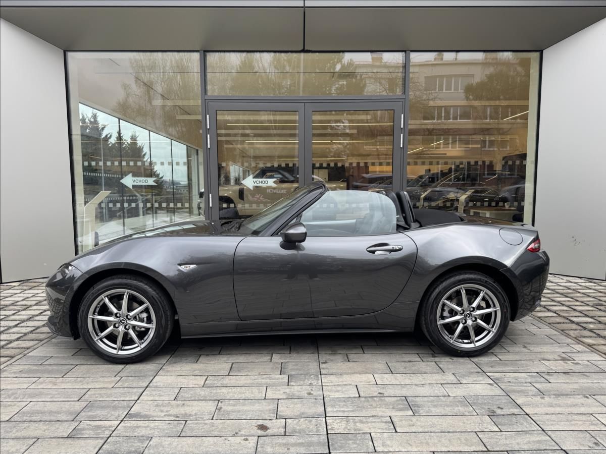Mazda MX-5, 1,5 132ps 6MT RWD Exlusive-Lin - fotka 3