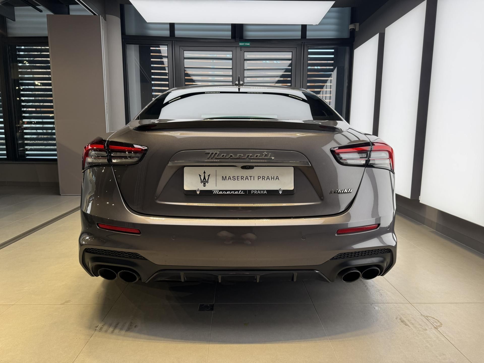 Maserati Ghibli, Trofeo 580 HP - Záruka 03/27 - fotka 6