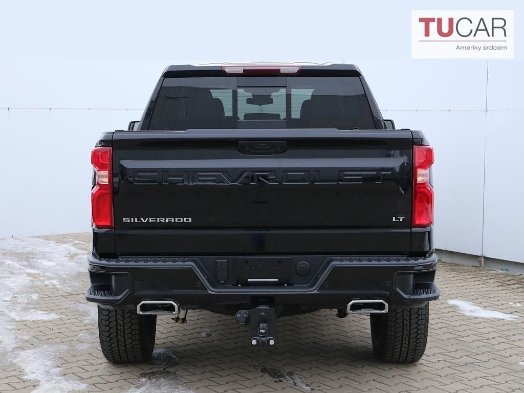 Chevrolet Silverado, 6.2 V8 Trail Boss Z71 - fotka 6
