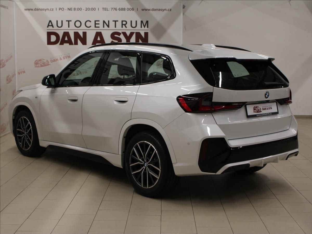 BMW X1, 2,0 23d 145 kW xDrive M Sport - fotka 6
