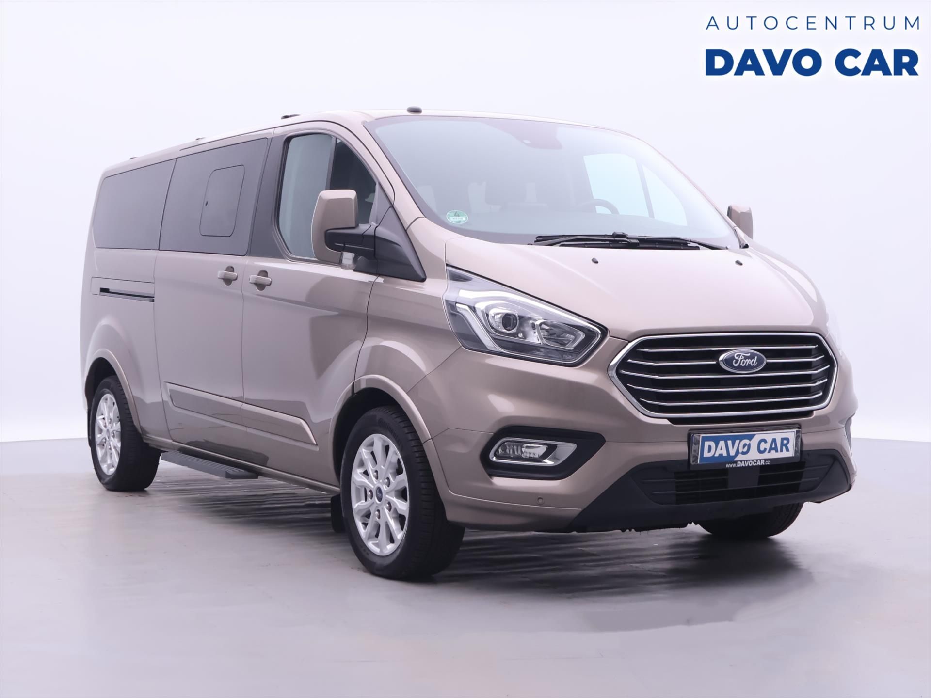 Ford Tourneo Custom, 2,0 TDCI 125kW L2 Titanium DPH