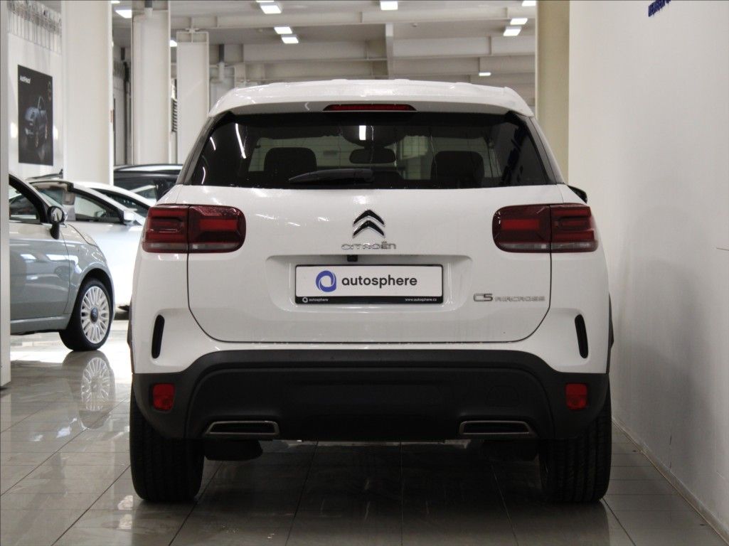 Citroën C5 Aircross, 1,2 PT 96kW Feel BEZKLÍČ 25tkm - fotka 4