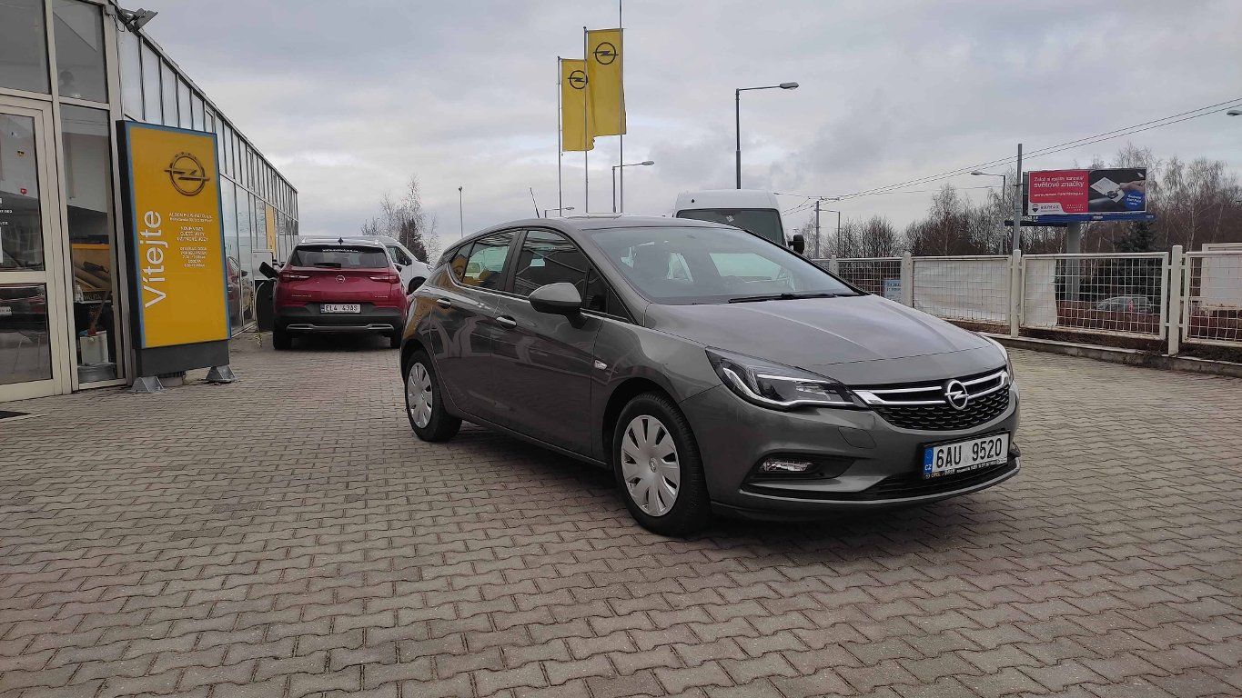 Opel Astra, Enjoy 1,4 Turbo 110kW AT6 - fotka 6
