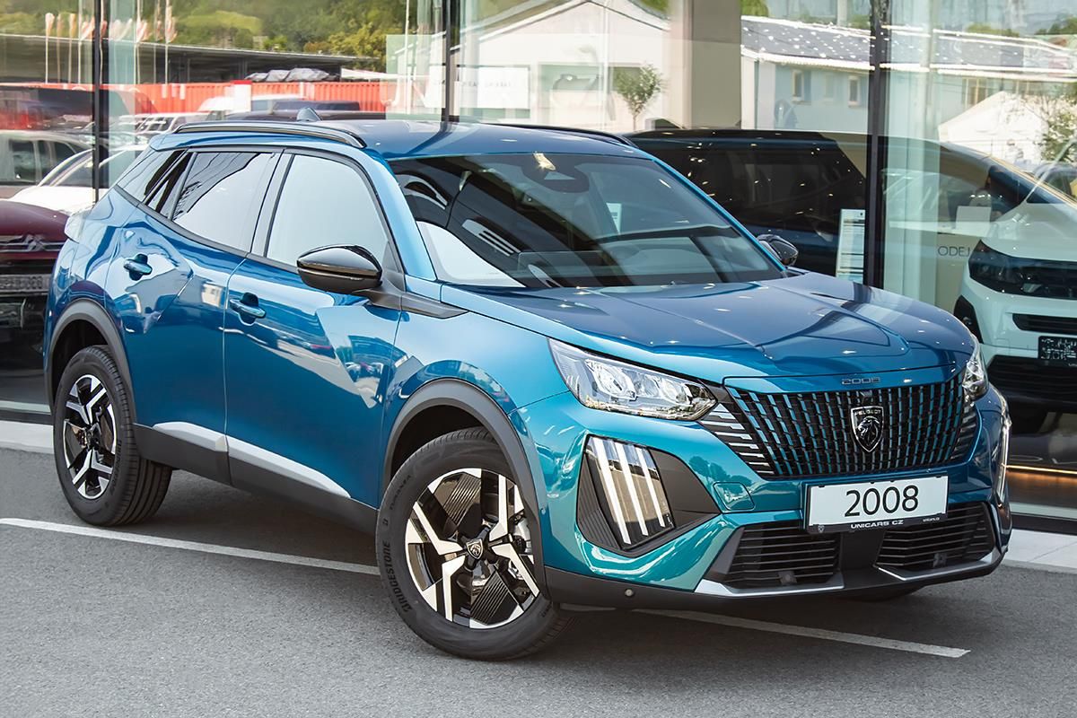 Peugeot 2008, 1,2 ALLURE Hybrid 110 e-DCS6 - fotka 3