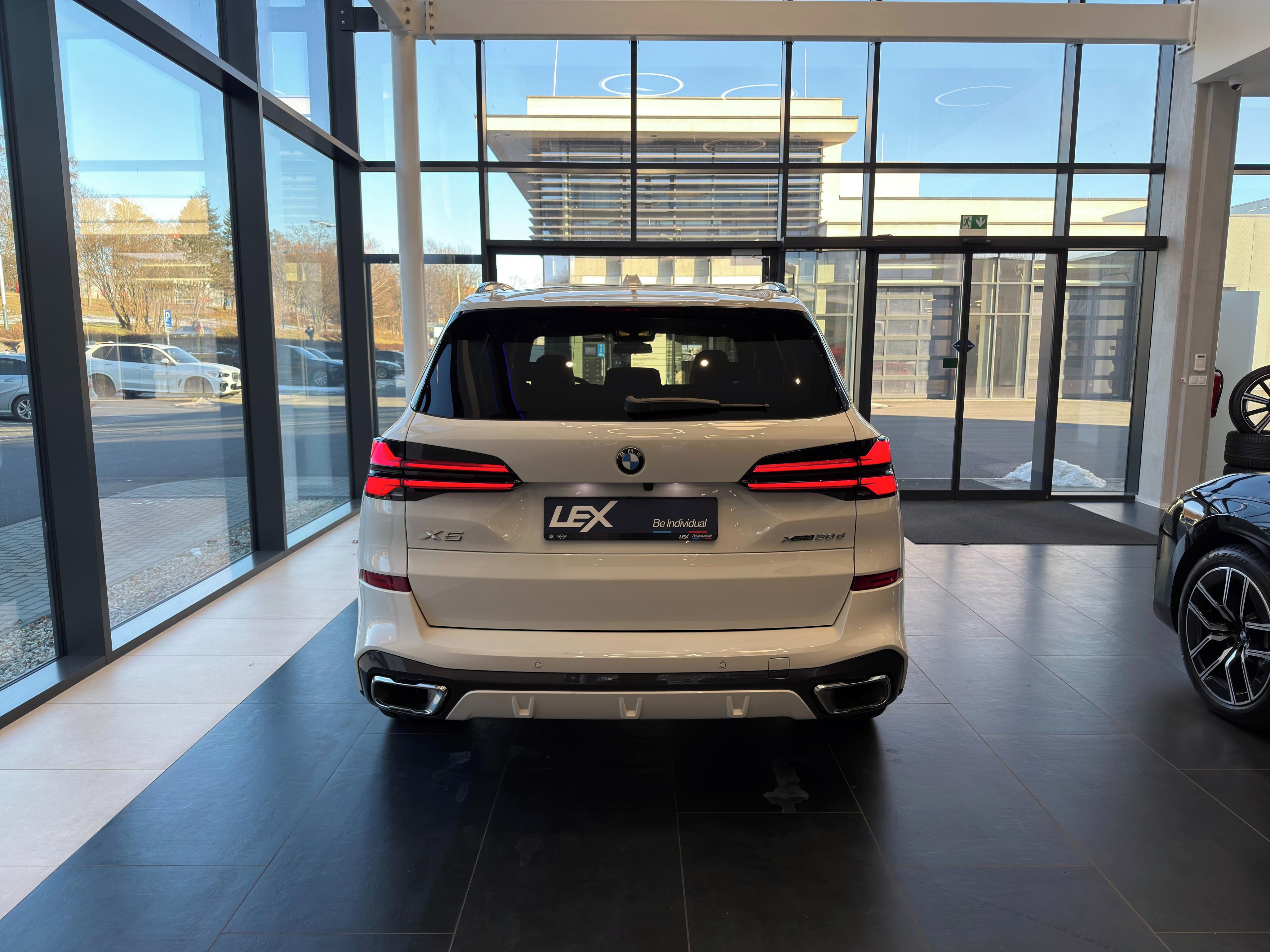 BMW X5, xDrive30d - fotka 4