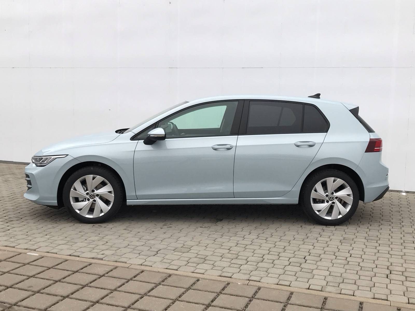 Volkswagen Golf, People 6G 1,5TSI - fotka 2