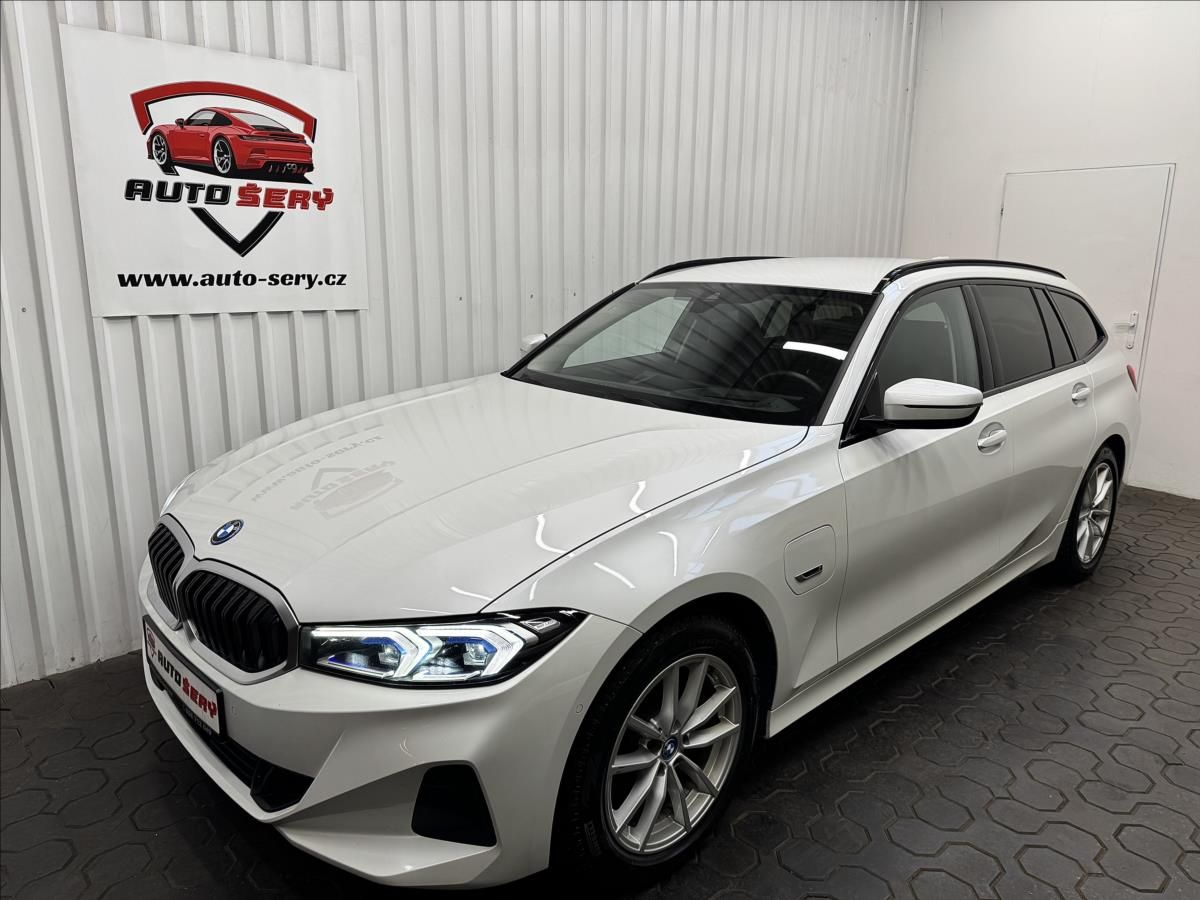 BMW Řada 3, 330E 215kW XDRIVE TAŽNÉ 2XALU - fotka 2