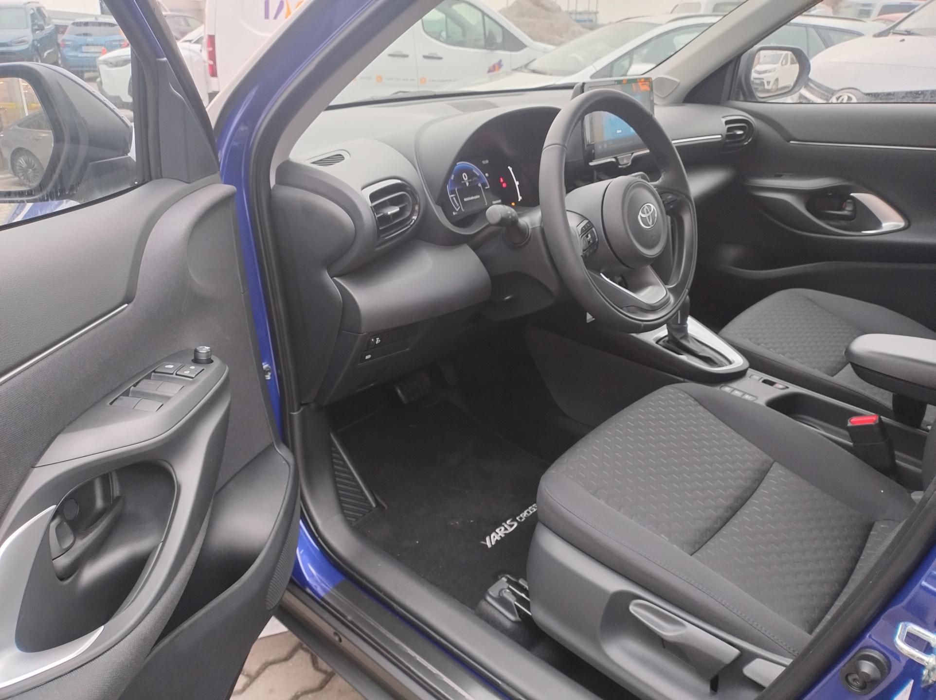 Toyota Yaris Cross, 1.5 FHEV Limited Edition - fotka 6