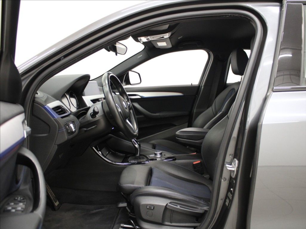BMW X2, 1,5 18i AT M-Paket 1.maj.ČR - fotka 6