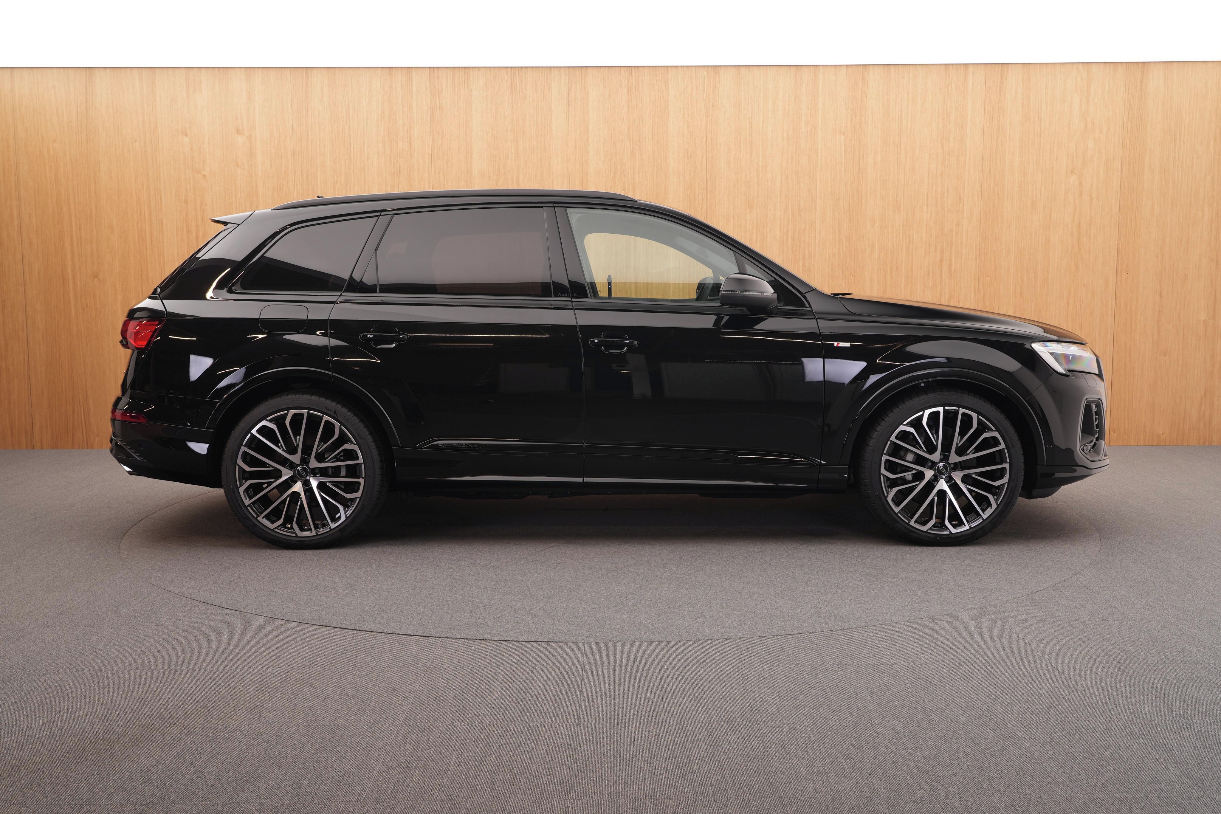 Audi Q7, S line 50 TDI quattro - fotka 5