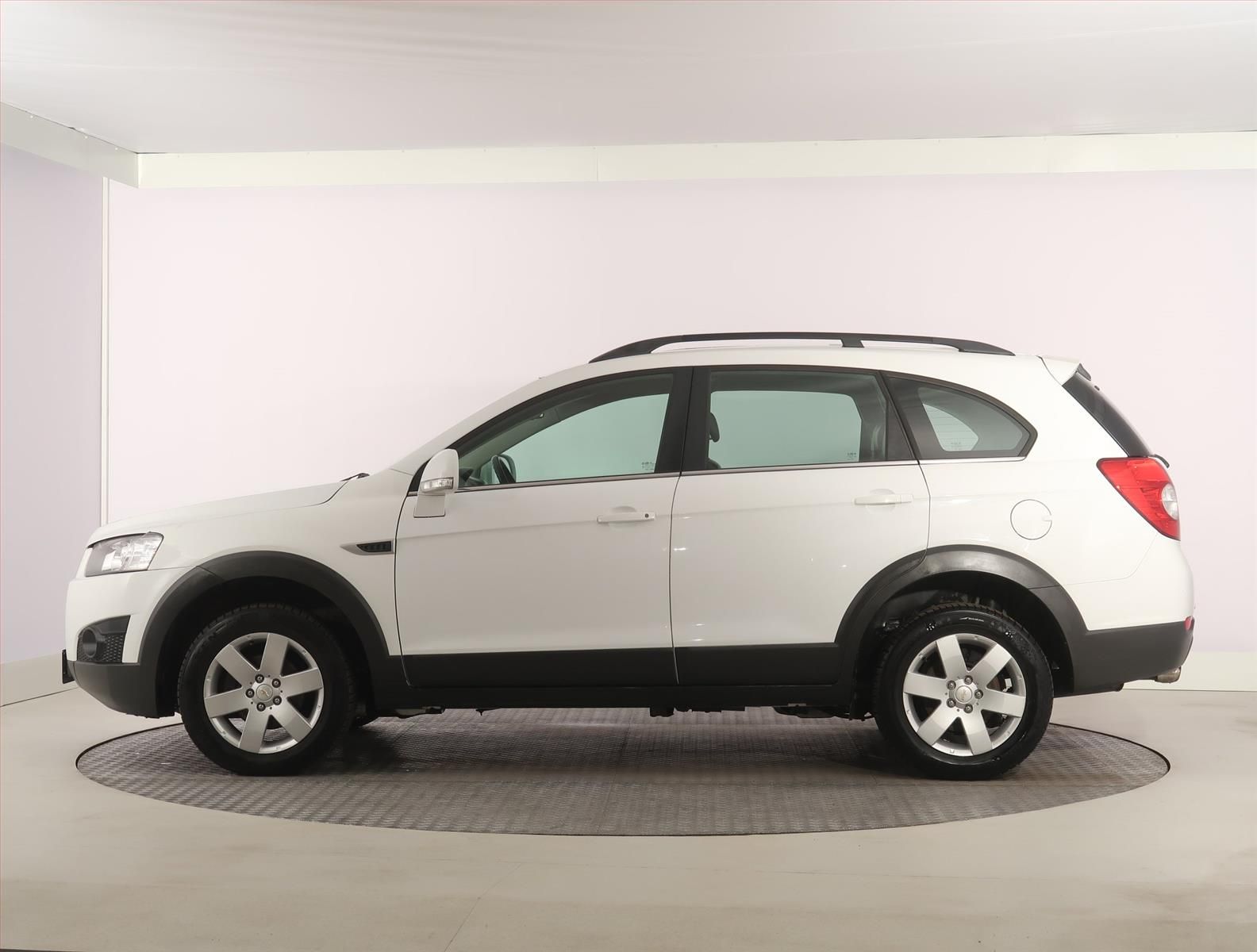 Chevrolet Captiva, 2.2 VCDI, NOVÁ CENA, 4X4 - fotka 3