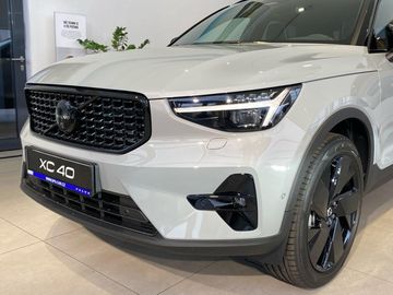 ULTRA BLACK EDITION, B4 FWD, 1