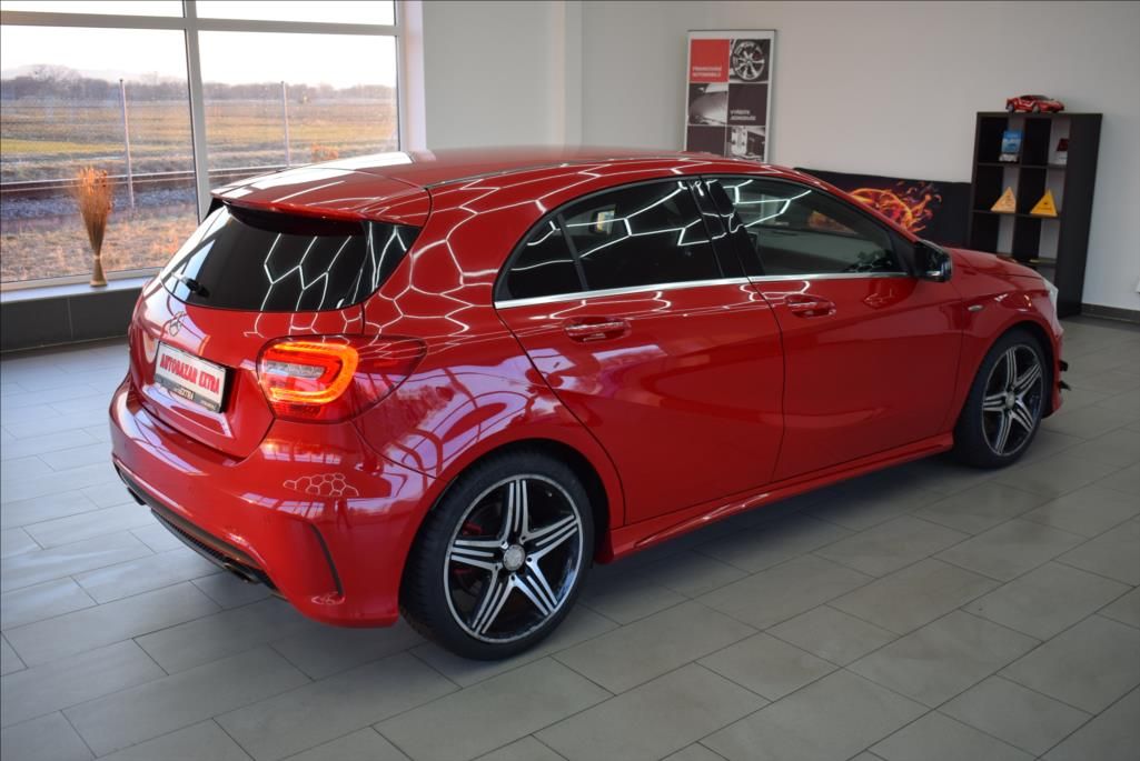 Mercedes-Benz Třídy A, 2,0 i, 250 SPORT,aut,navi, - fotka 6
