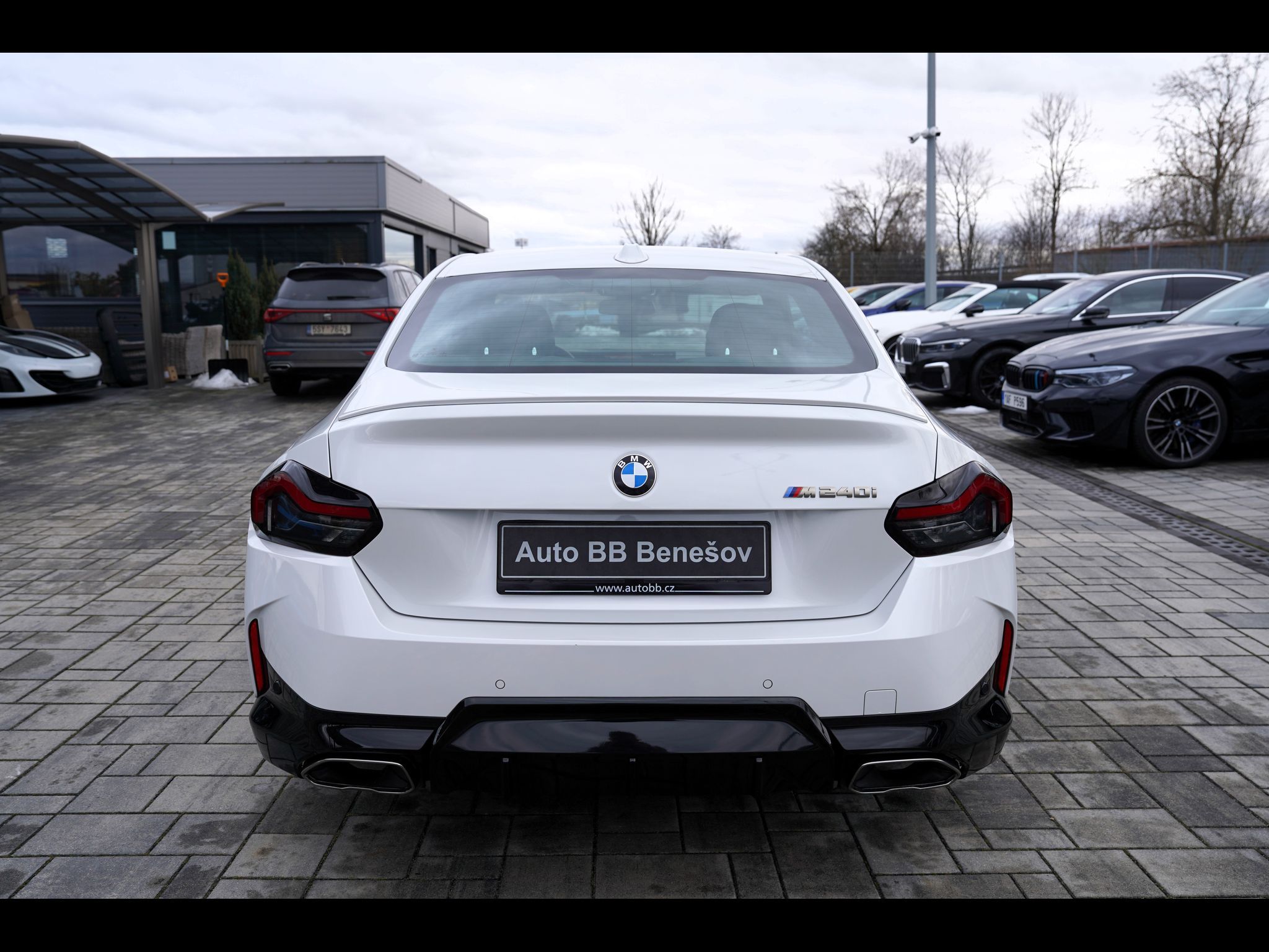 BMW Řada 2, M240i xDrive 3.0i/AT/380 PS - fotka 5