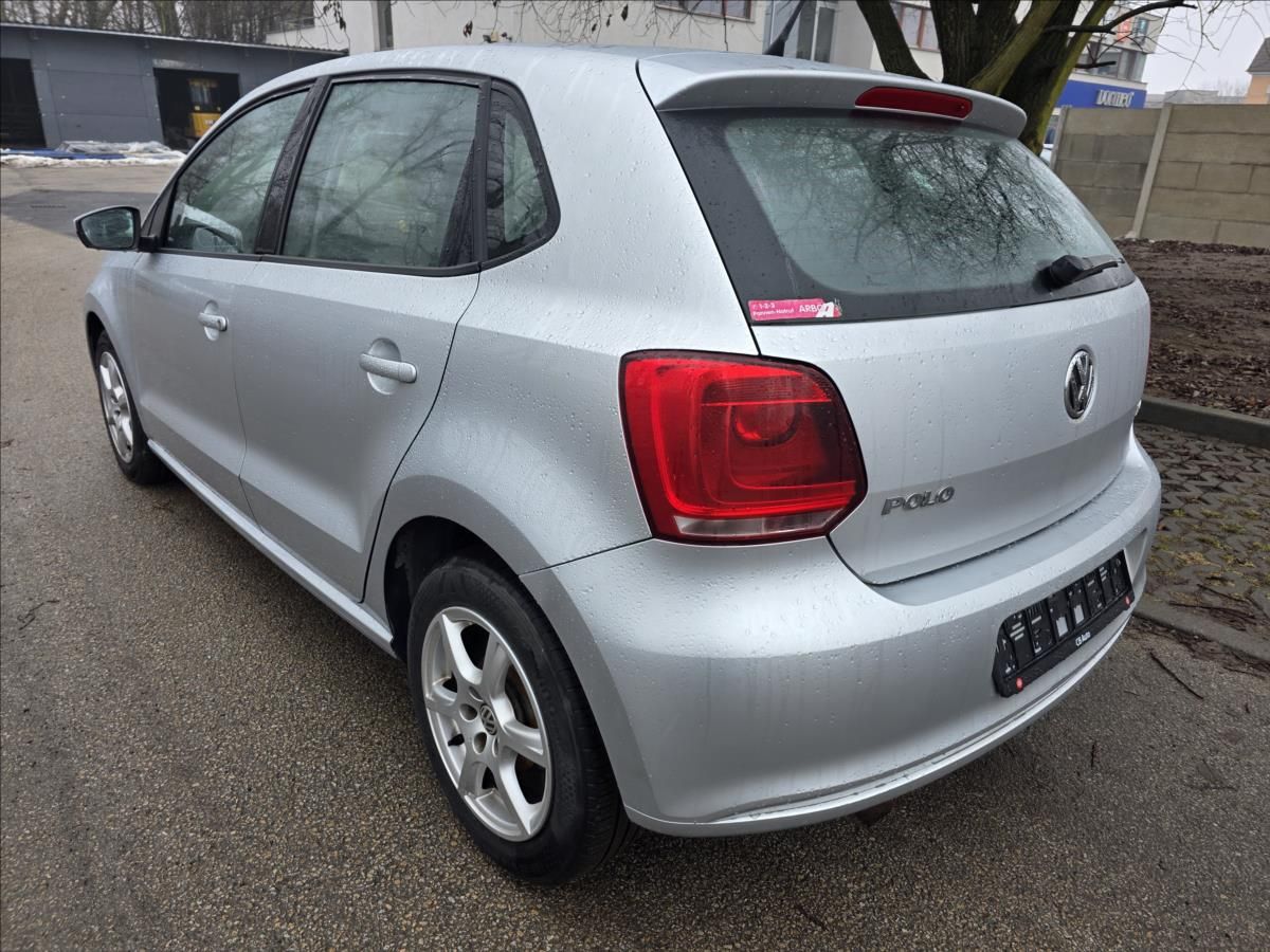 Volkswagen Polo, 1.4i 63KW DSG KLIMA 5.DV - fotka 4