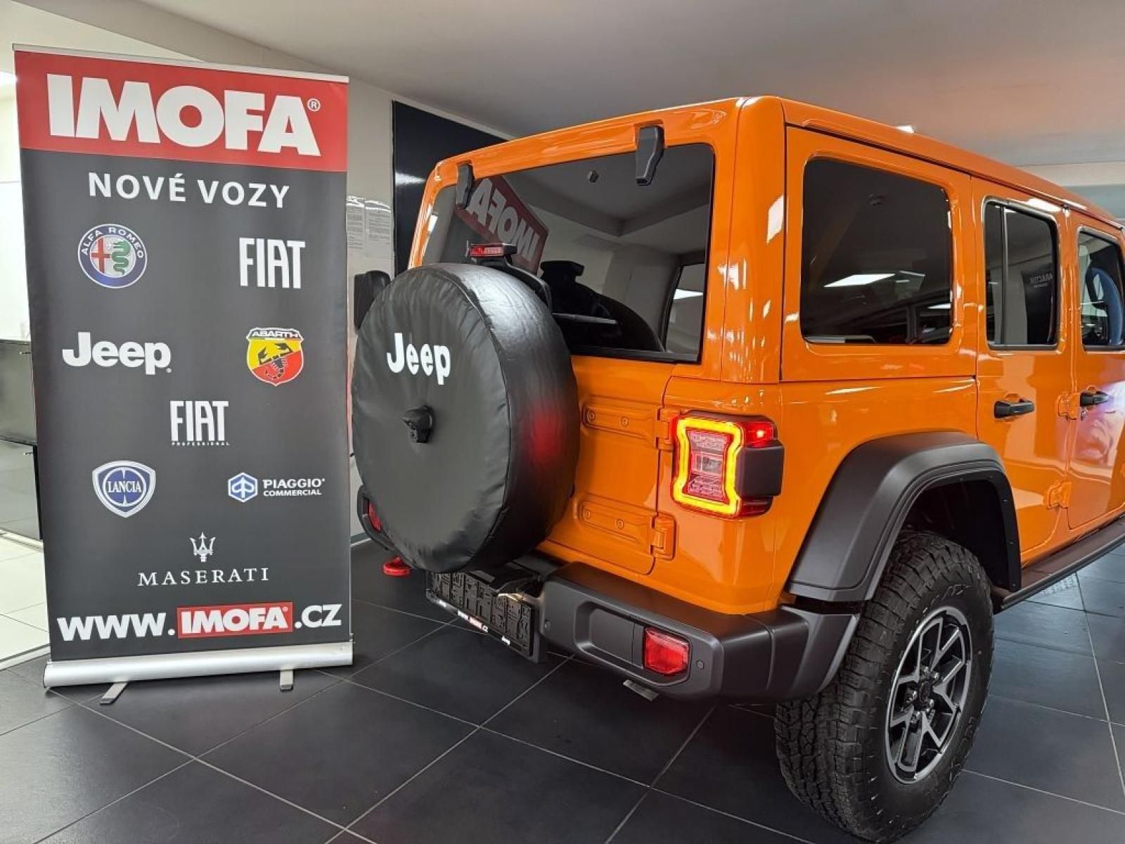 Jeep Wrangler, Unlimited 2.0T 272k AT8 - fotka 6