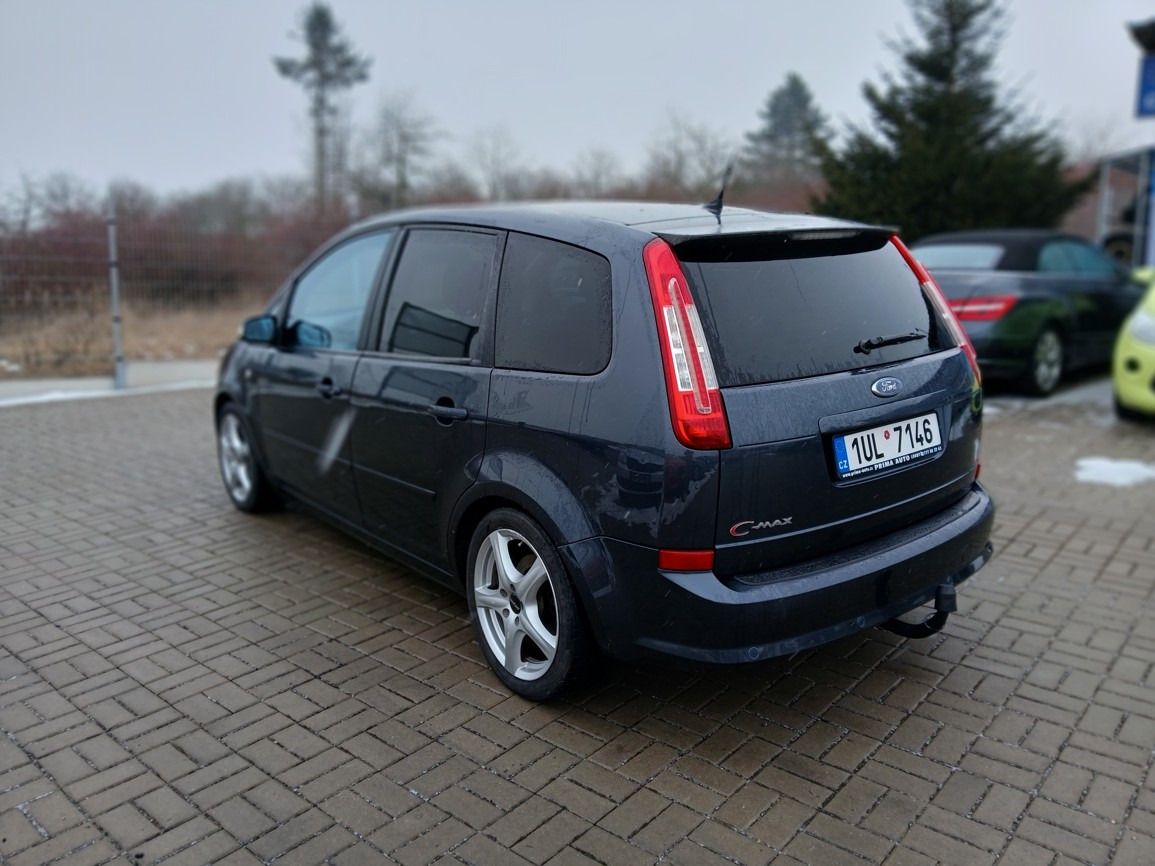 Ford C-MAX, 2,0 Klima Tažné - fotka 3