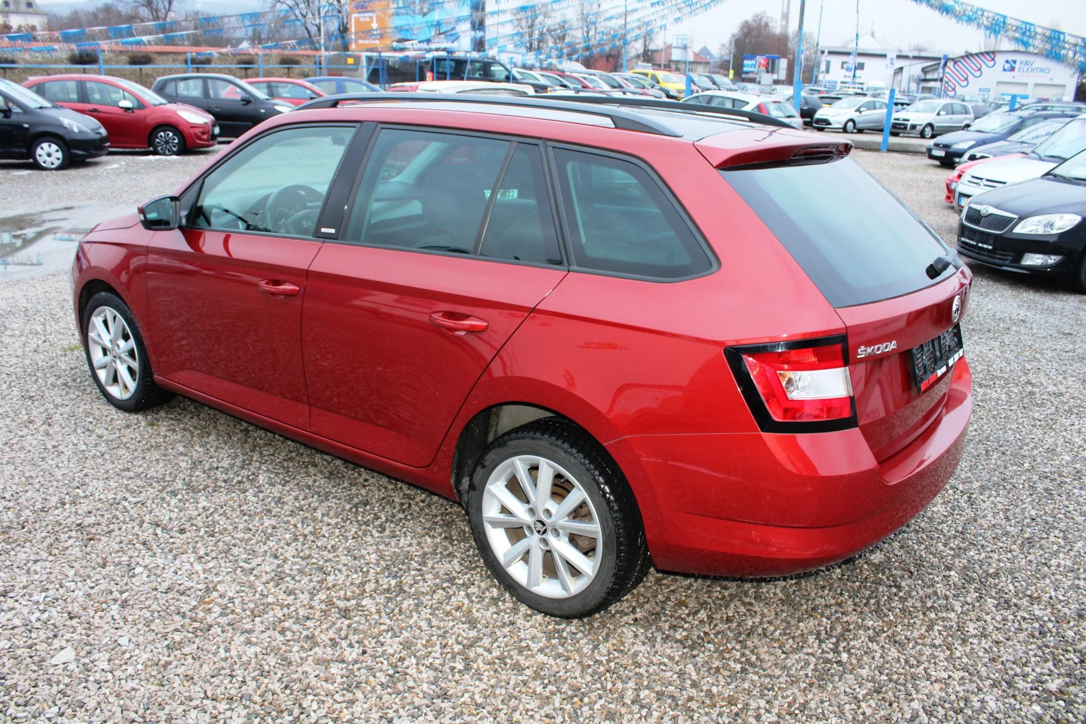 Škoda Fabia, 1,2TSI PANORAMA DSG TEMPOMAT - fotka 5