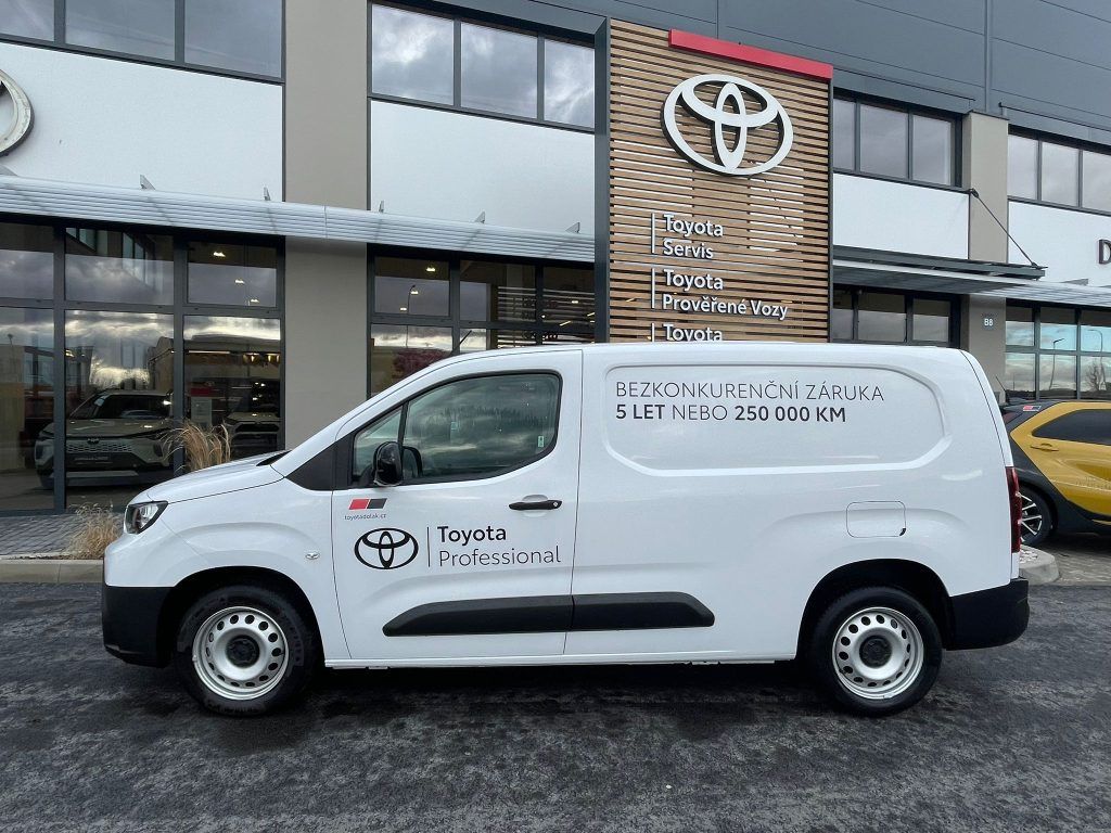 Toyota Proace City, 1.5 D 100HP M/T Active 3S Extr - fotka 4