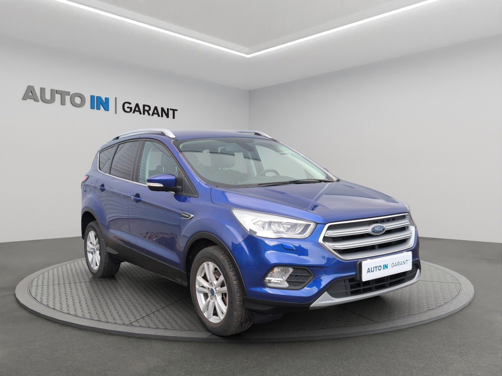 Ford Kuga, 1.5 88kW, ČR, 1. majitel - fotka 3