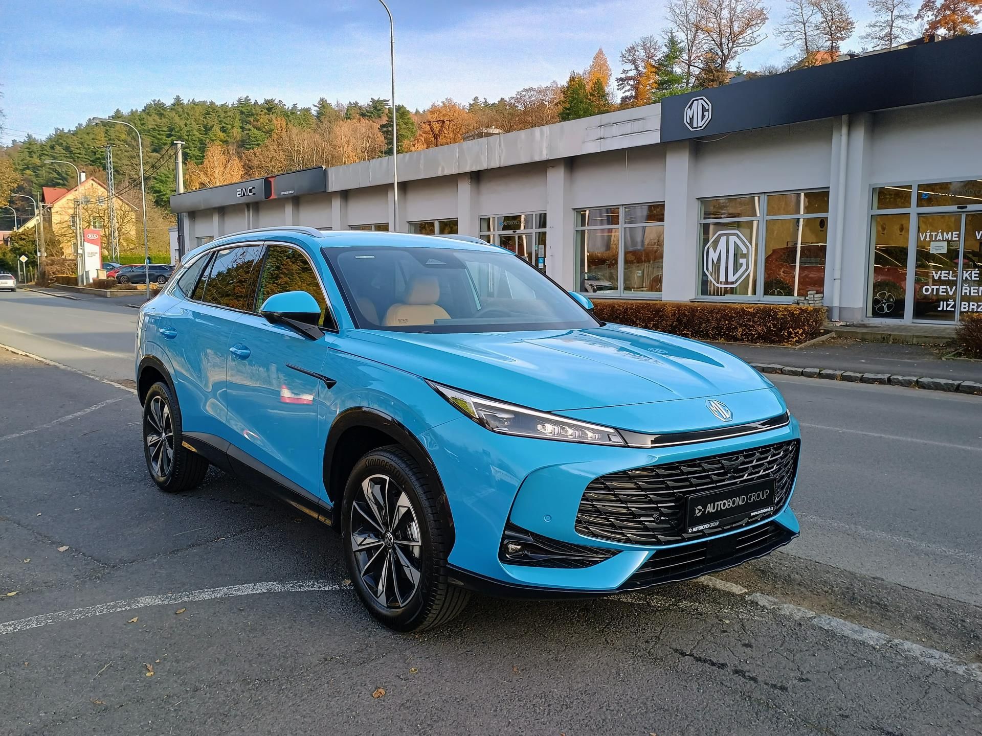 MG HS, EXCLUSIVE 1.5T 125kW 4×2 7DCT - fotka 4